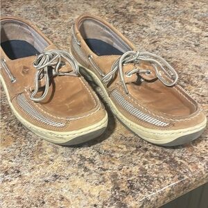 Sperry Tan and Cream Boat Shoes